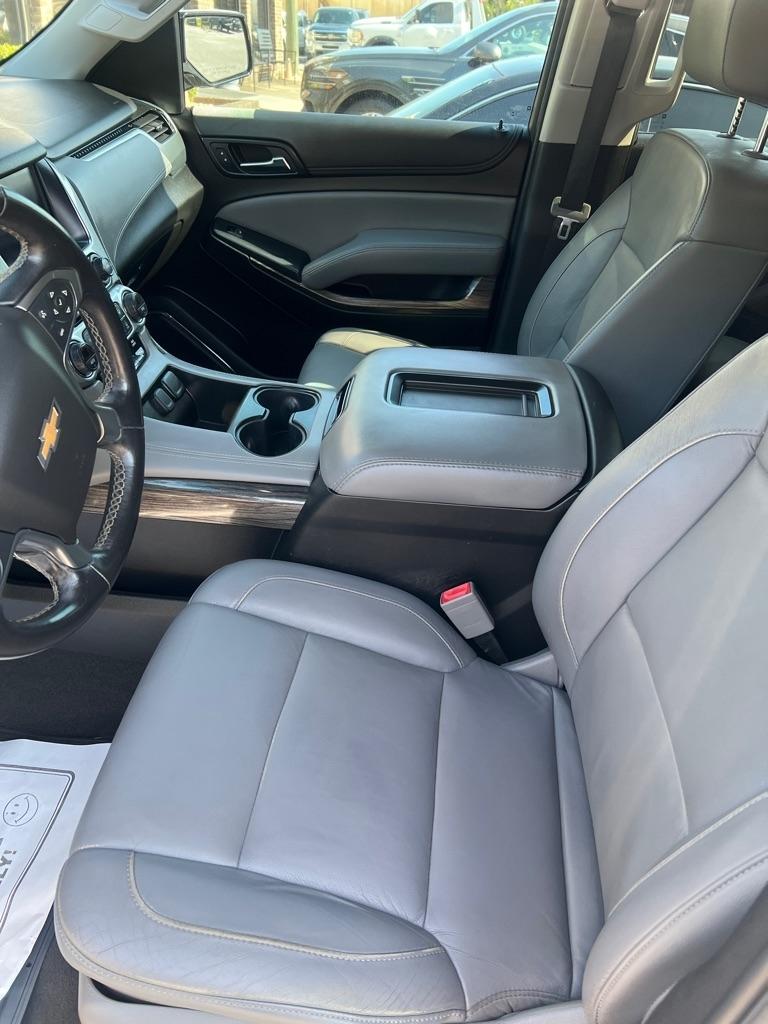 Chevrolet Suburban 2WD 4dr 1500 LT 2019