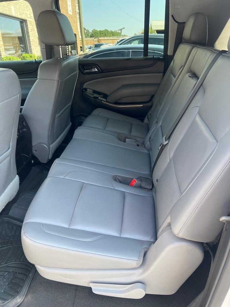 Chevrolet Suburban 2WD 4dr 1500 LT 2019