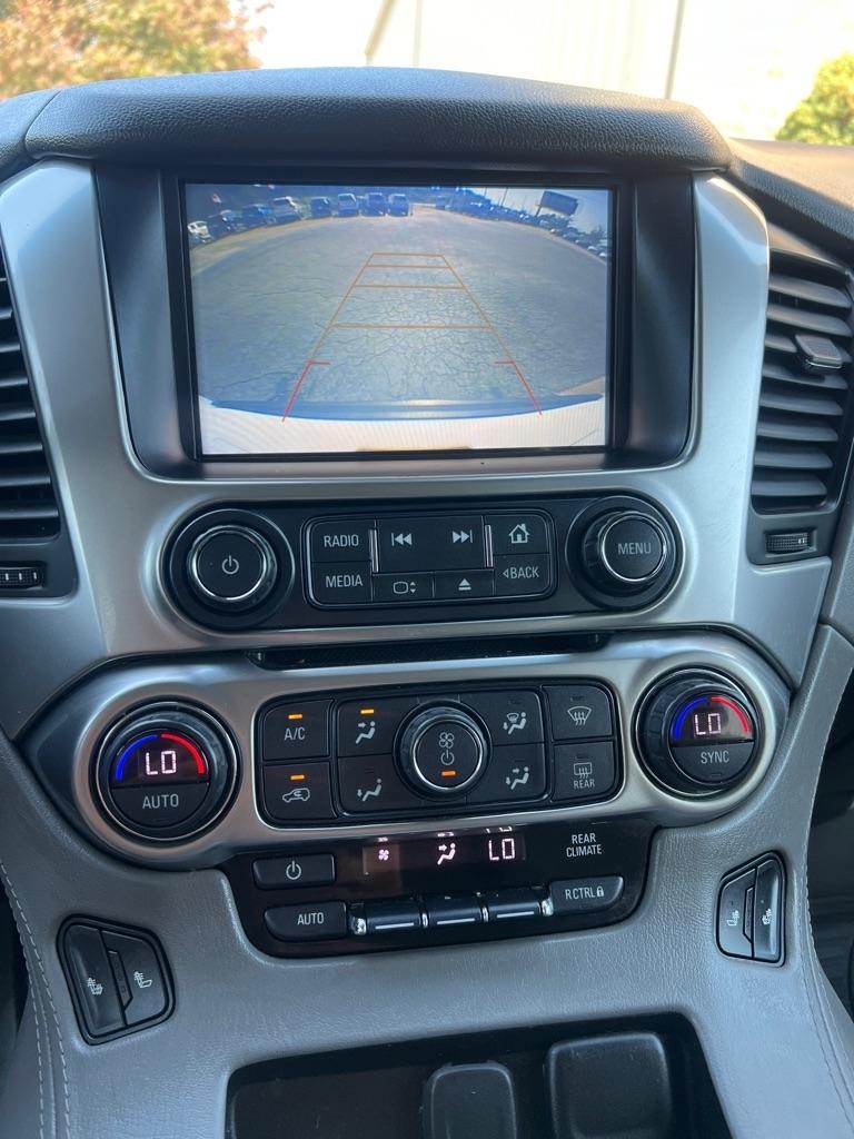 Chevrolet Suburban 2WD 4dr 1500 LT 2019