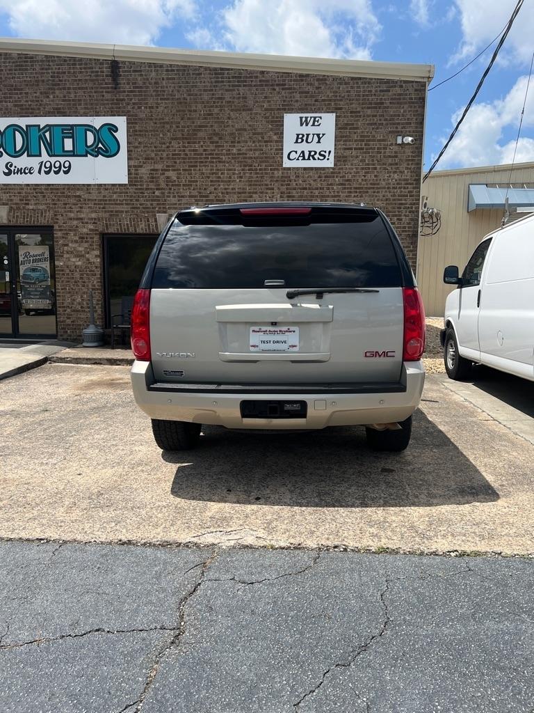 GMC Yukon 2WD 4dr 1500 SLT 2013
