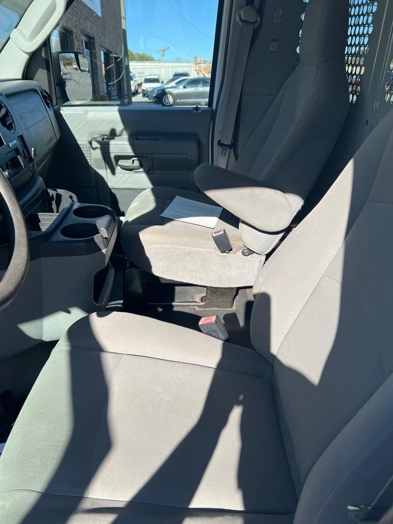 Ford Econoline Cargo Van E-150 Recreational 2012