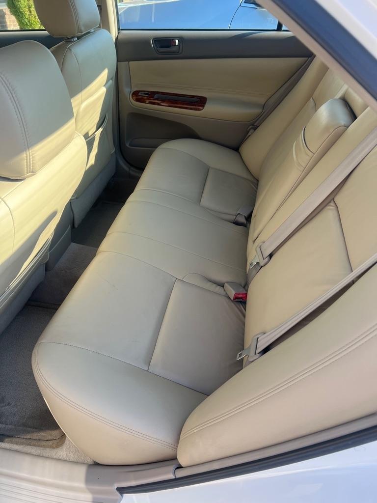 Toyota Camry 4dr Sdn XLE Auto (Natl) 2004