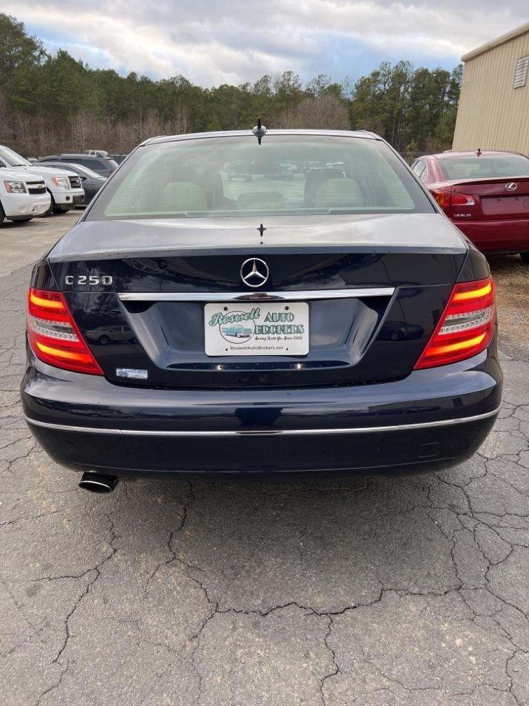 Mercedes-Benz C-Class 4dr Sdn C 250 Sport RWD 2013