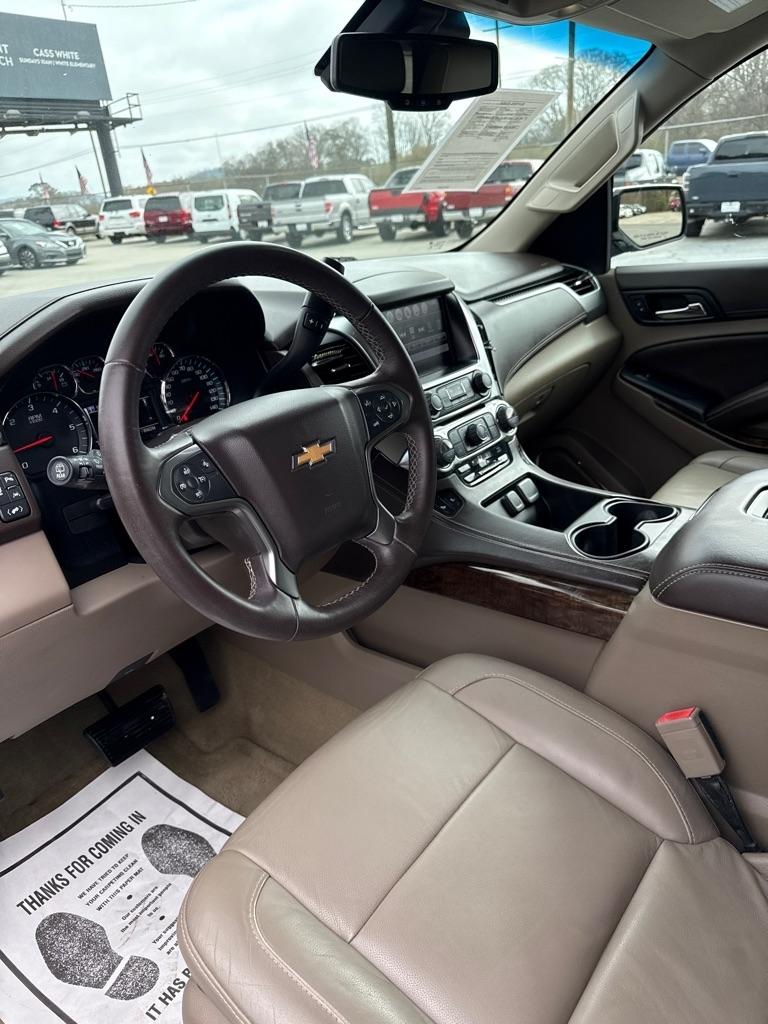 Chevrolet Suburban 2WD 4dr 1500 LT 2016