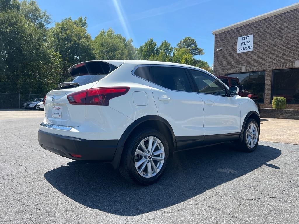 Nissan Rogue Sport FWD S 2019