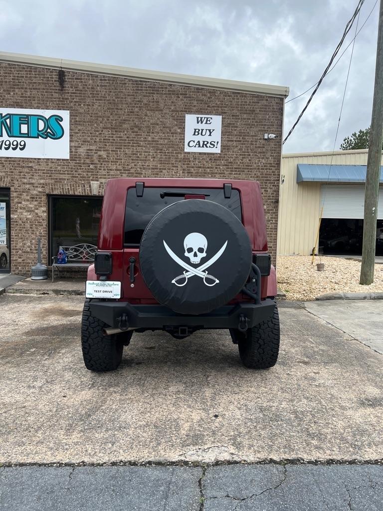 Jeep Wrangler 4WD 4dr Unlimited Sahara 2007