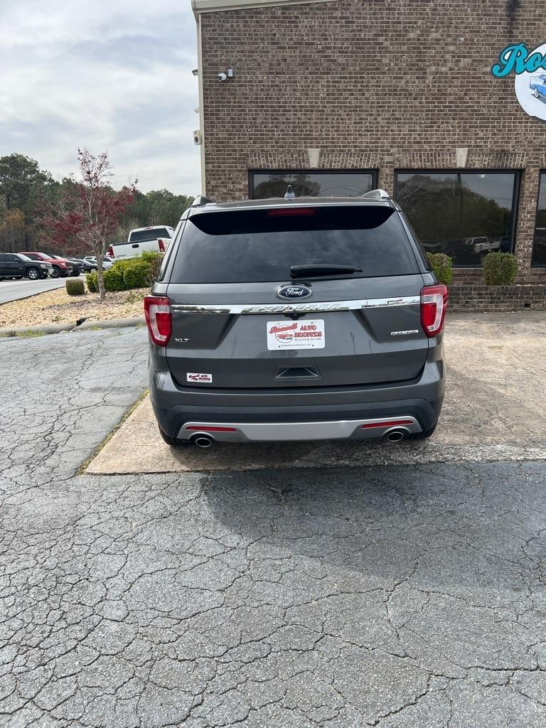 Ford Explorer FWD 4dr XLT 2016