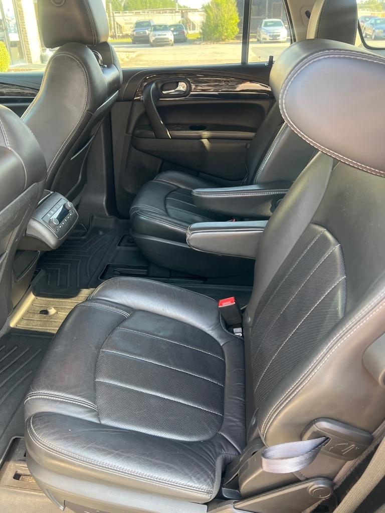 Buick Enclave FWD 4dr Leather 2013