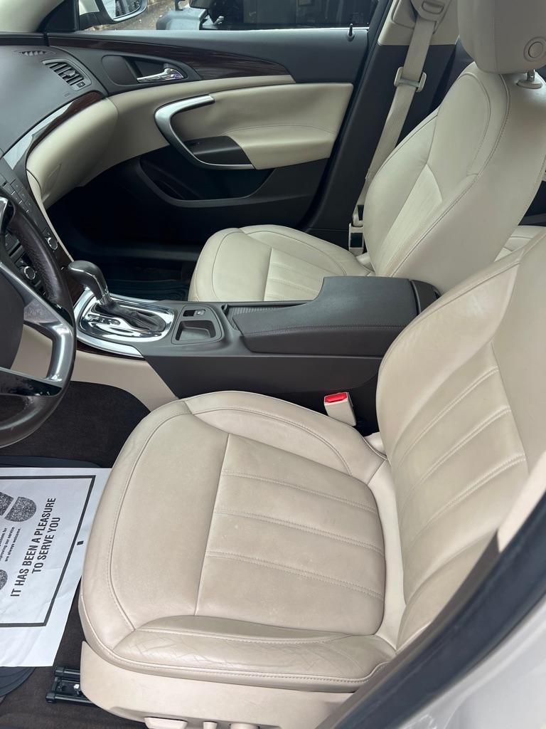 Buick Regal 4dr Sdn CXL RL2 (Oshawa) 2011