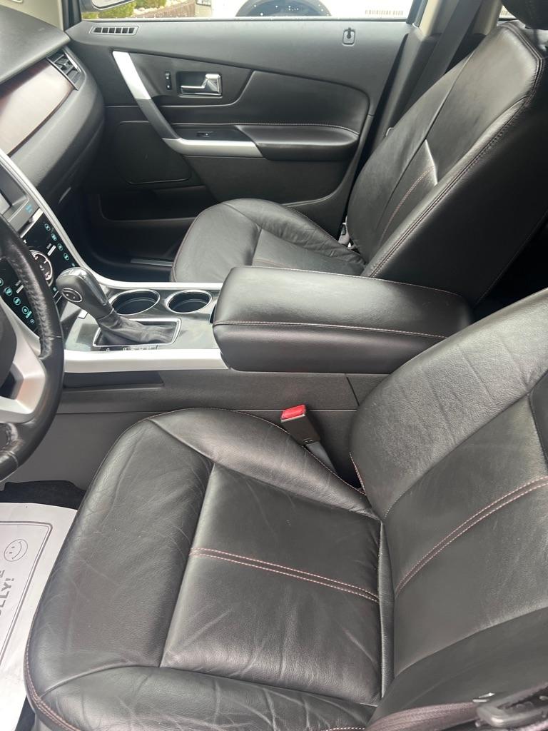 Ford Edge 4dr Limited FWD 2013