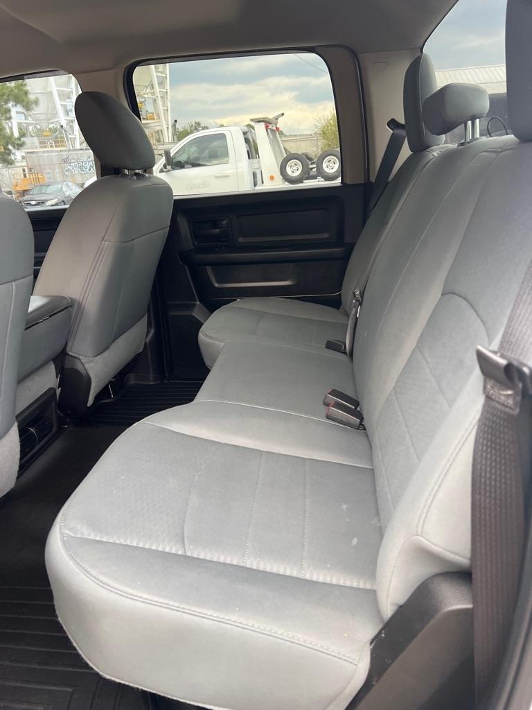 RAM 1500 2WD Crew Cab 140.5" Tradesman 2016