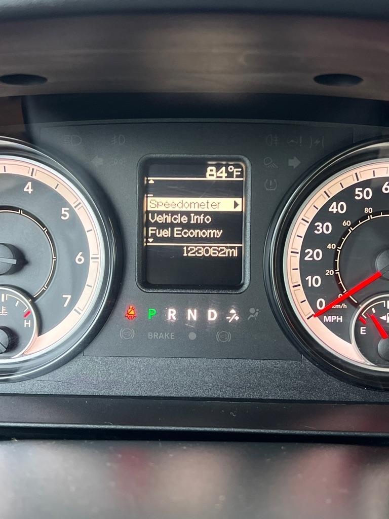 RAM 1500 2WD Crew Cab 140.5" Tradesman 2016