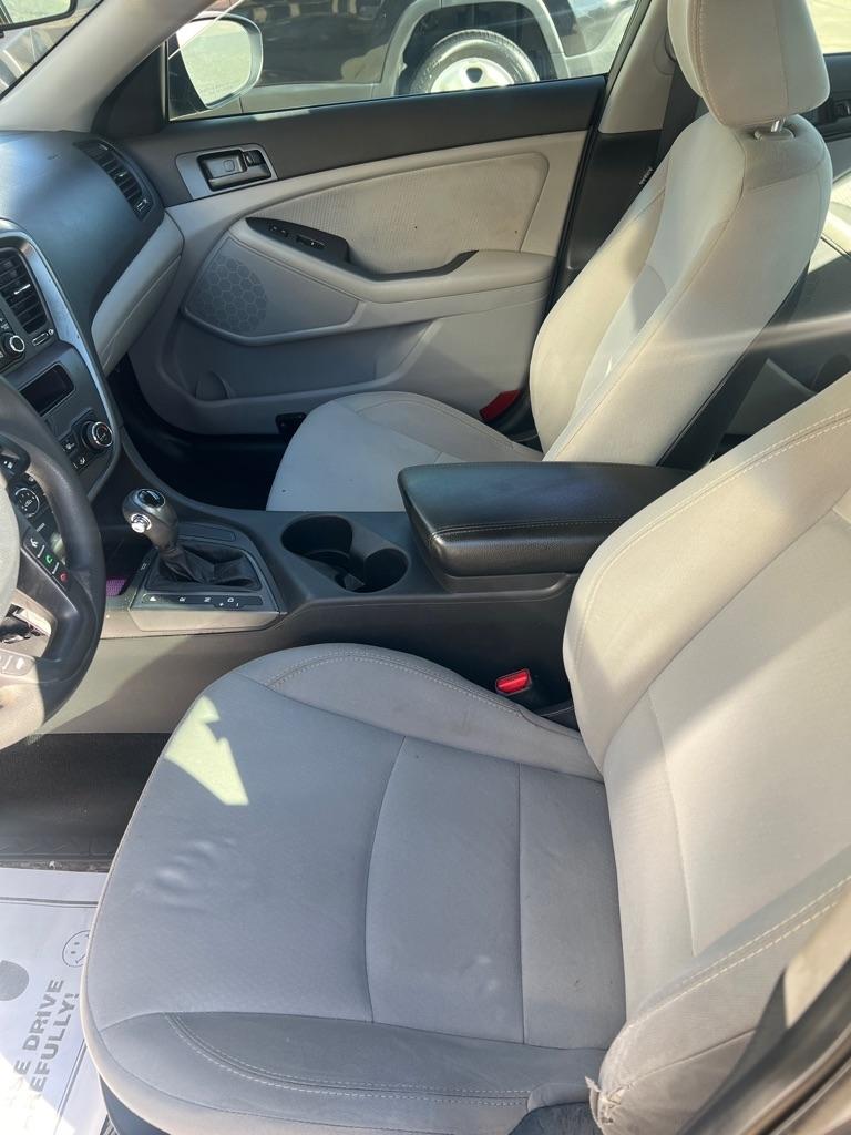 Kia Optima 4dr Sdn LX 2013