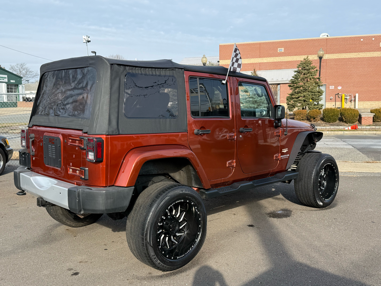 Jeep Wrangler Unlimited Sahara 4WD 2014
