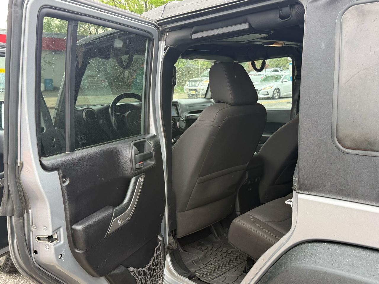 Jeep Wrangler Unlimited Sport 4WD 2015