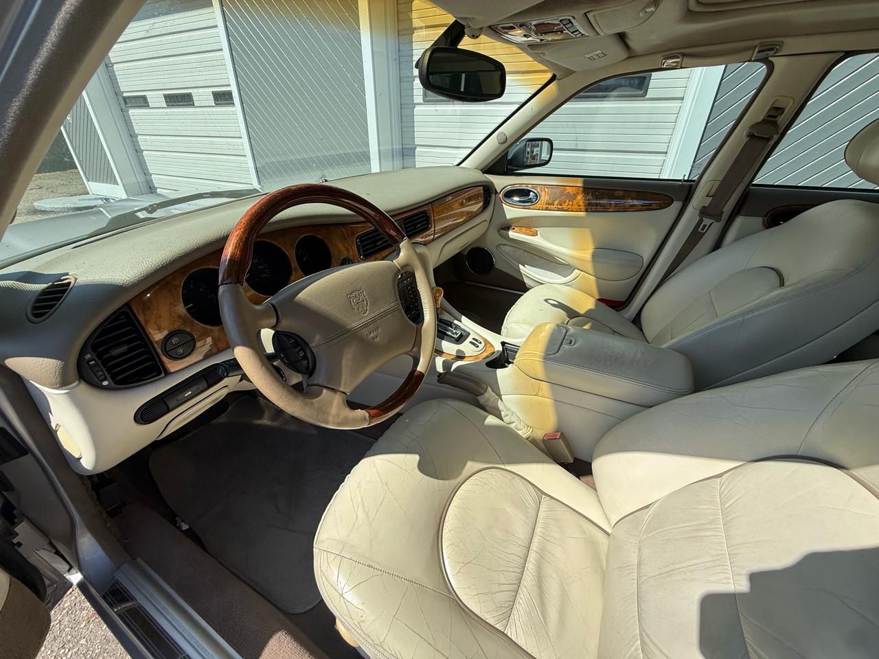 Jaguar XJ-Series Vanden Plas 2001