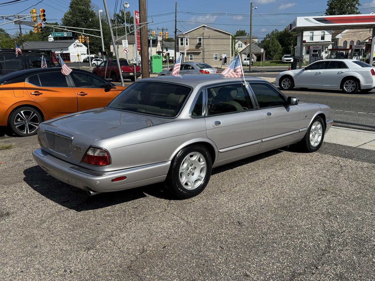 Jaguar XJ-Series Vanden Plas 2001
