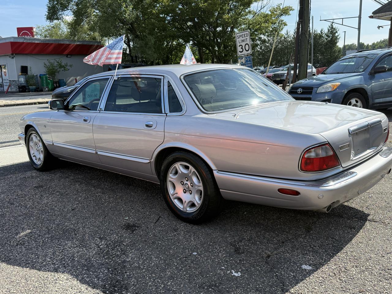 Jaguar XJ-Series Vanden Plas 2001