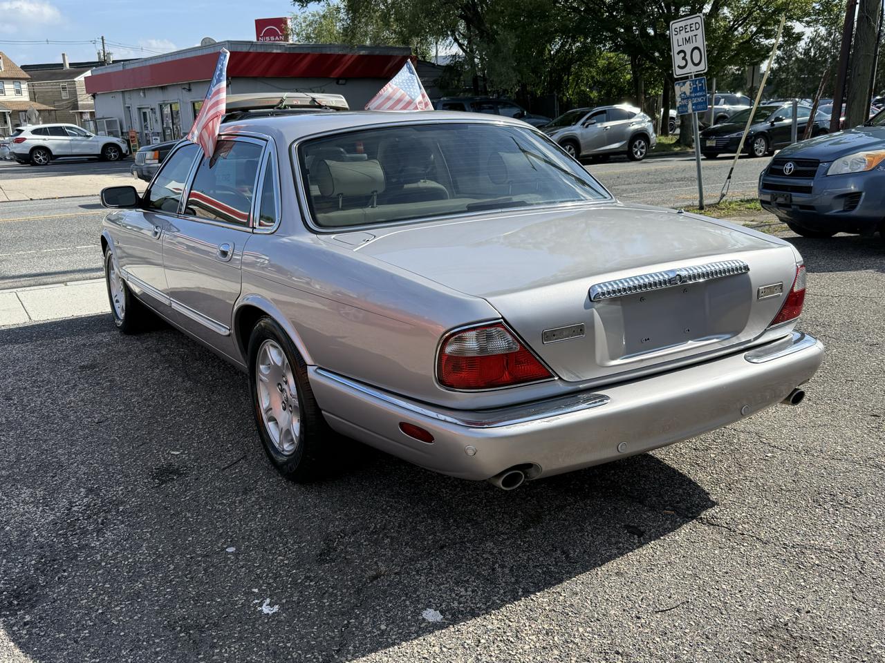 Jaguar XJ-Series Vanden Plas 2001