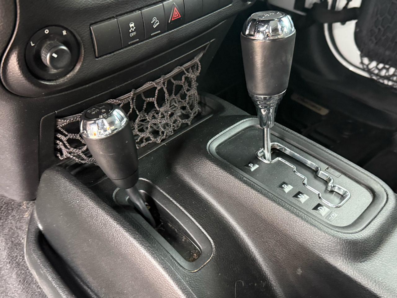 Jeep Wrangler Unlimited Sport 4WD 2017