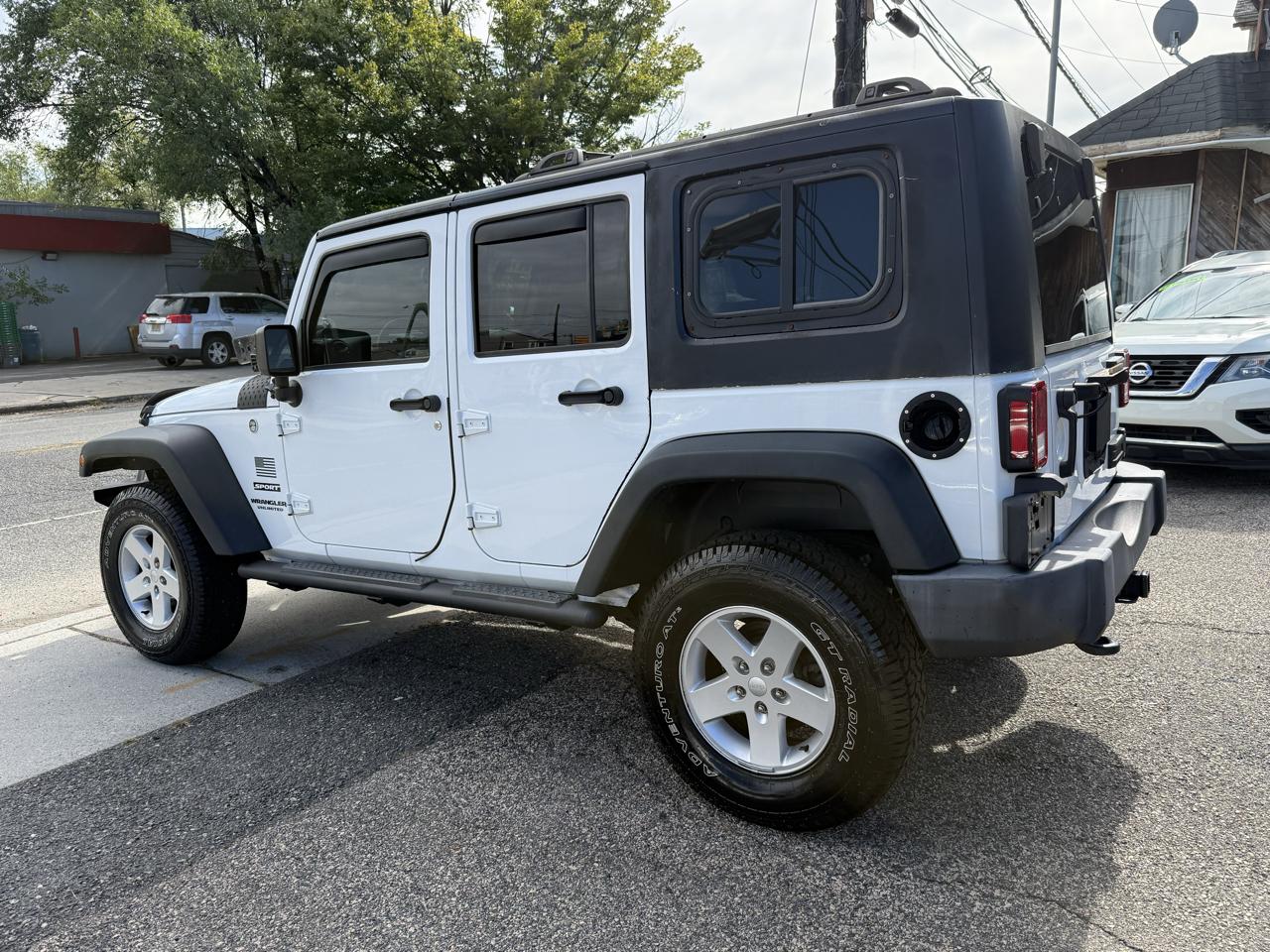 Jeep Wrangler Unlimited Sport 4WD 2017