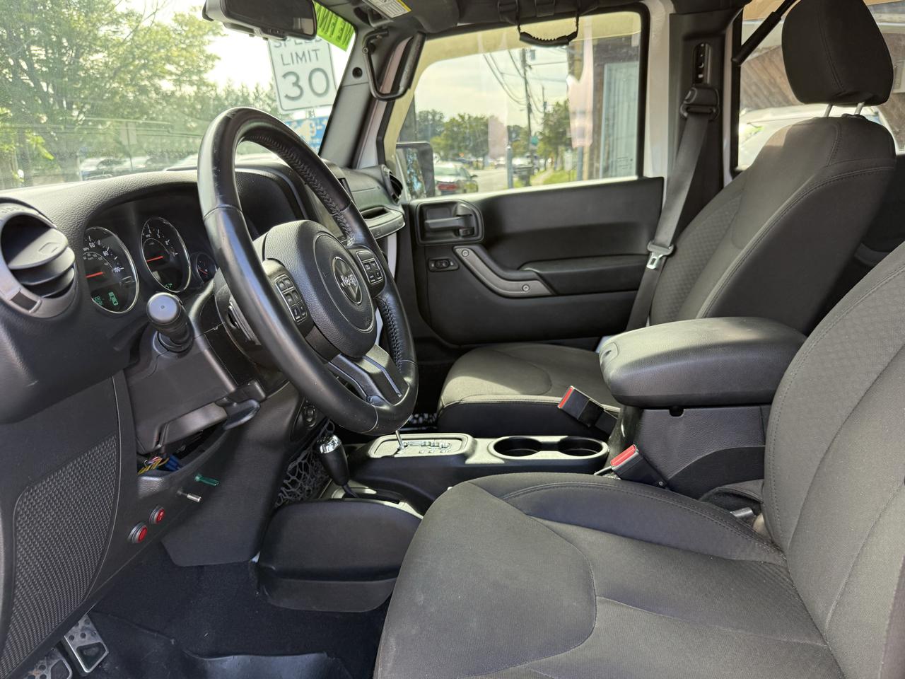 Jeep Wrangler Unlimited Sport 4WD 2017