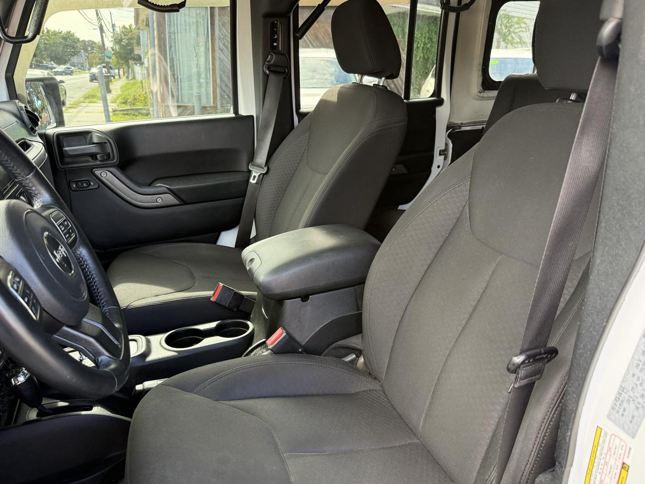 Jeep Wrangler Unlimited Sport 4WD 2017