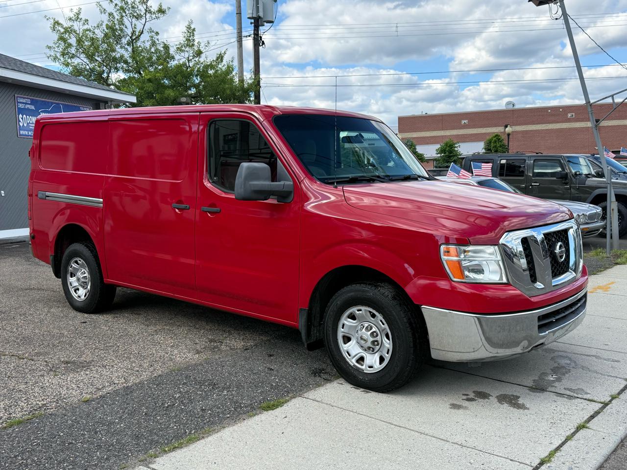 Nissan NV Cargo 2500 HD S V6 2013