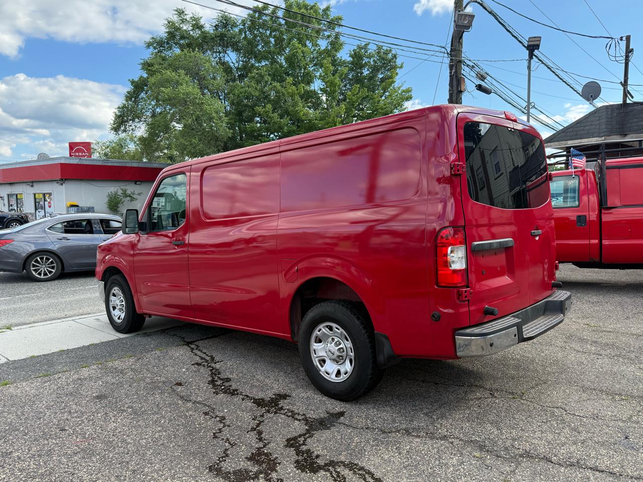 Nissan NV Cargo 2500 HD S V6 2013