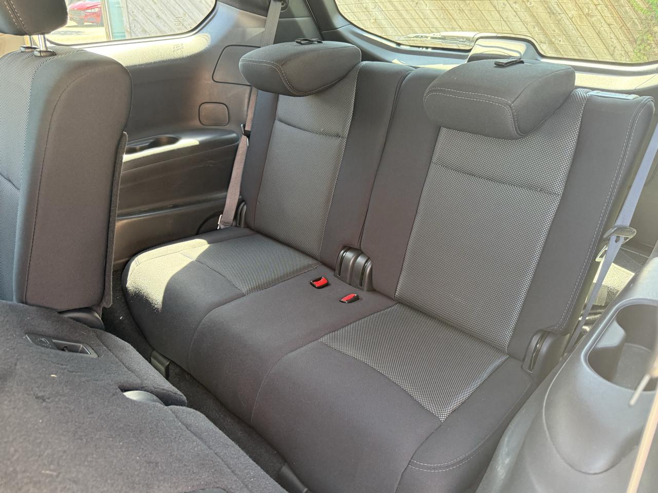 Nissan Pathfinder SV 2017