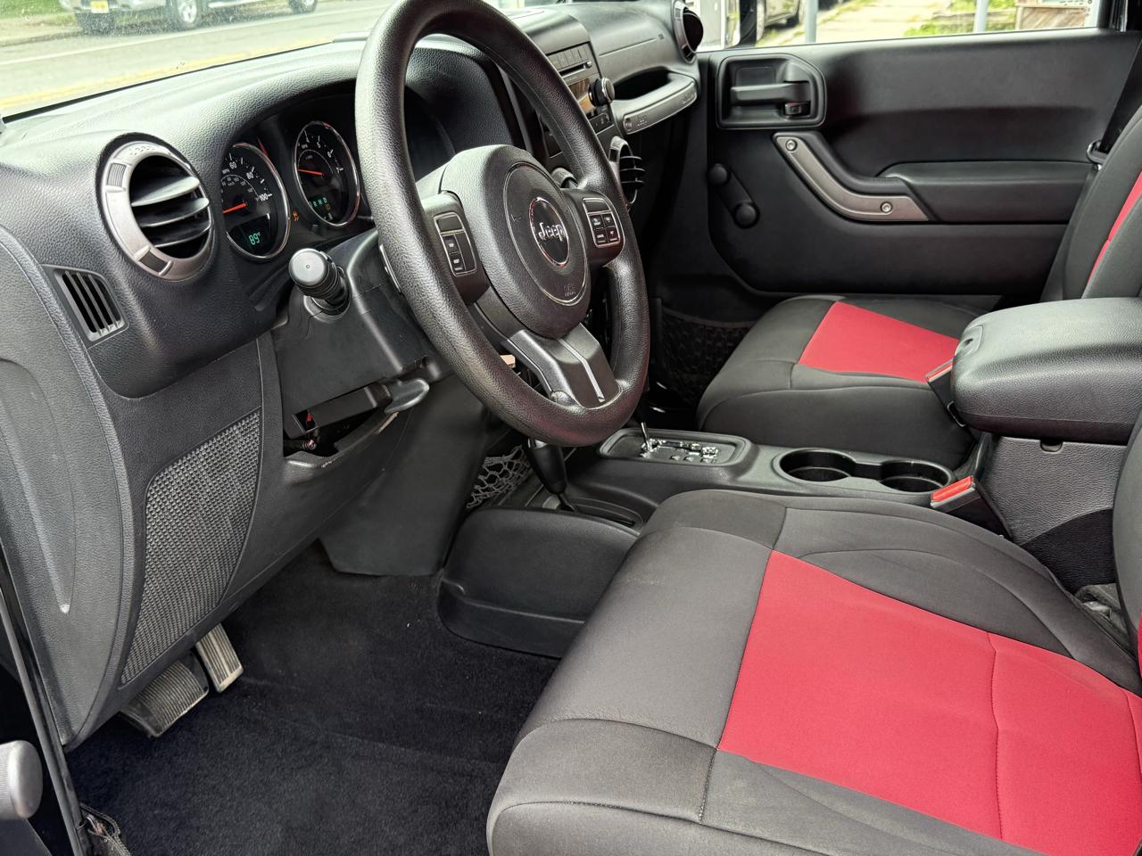 Jeep Wrangler Unlimited Sport 4WD 2012