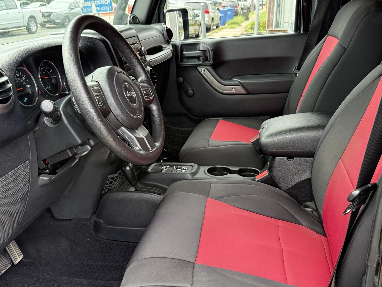 Jeep Wrangler Unlimited Sport 4WD 2012