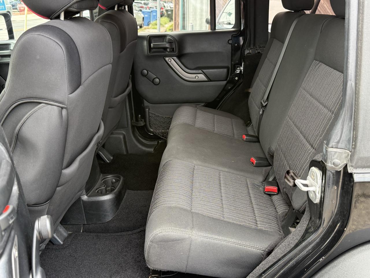 Jeep Wrangler Unlimited Sport 4WD 2012