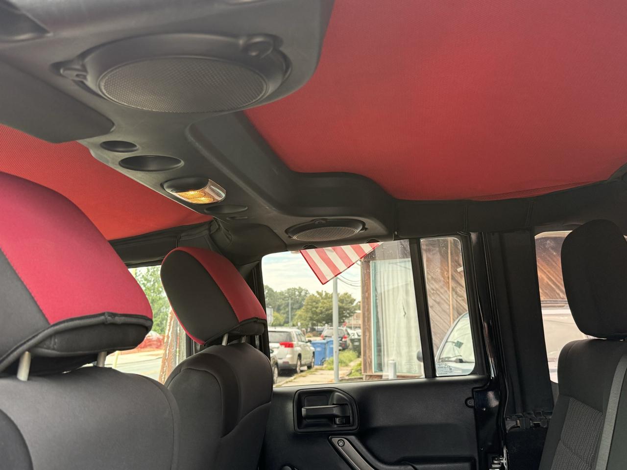 Jeep Wrangler Unlimited Sport 4WD 2012