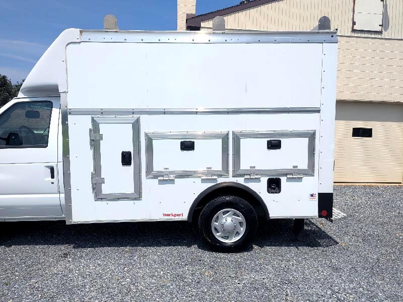 Ford Econoline E-350 Super Duty 2025 Ford Econoline E-350 Super Duty 2025