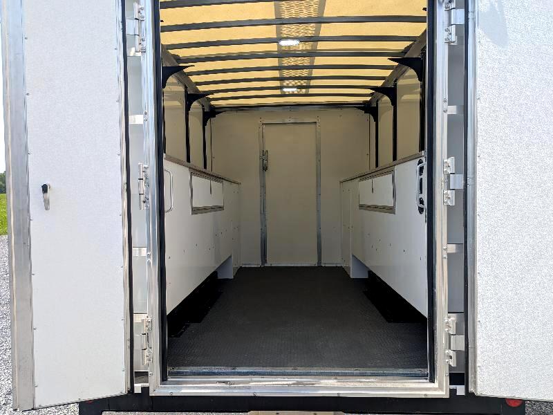 Ford Econoline E-350 Super Duty 2025 Ford Econoline E-350 Super Duty 2025