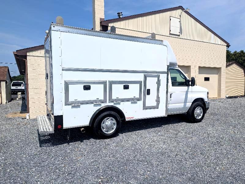 Ford Econoline E-350 Super Duty 2025 Ford Econoline E-350 Super Duty 2025