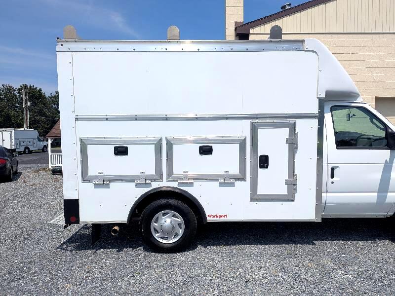 Ford Econoline E-350 Super Duty 2025 Ford Econoline E-350 Super Duty 2025