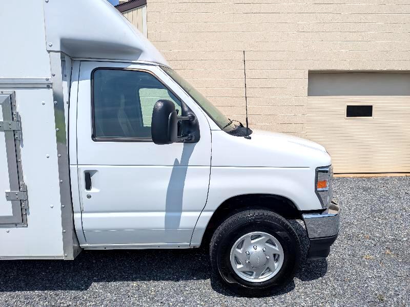 Ford Econoline E-350 Super Duty 2025 Ford Econoline E-350 Super Duty 2025