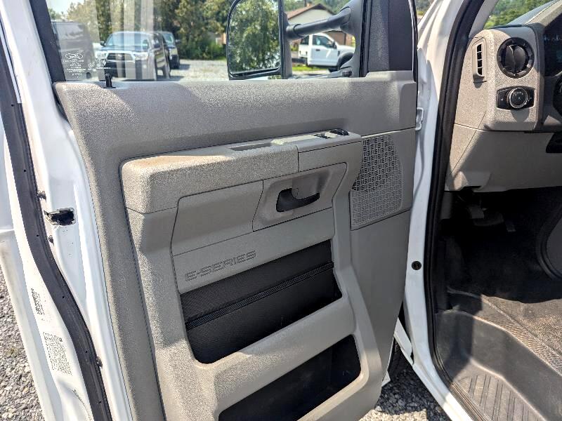 Ford Econoline E-350 Super Duty 2025 Ford Econoline E-350 Super Duty 2025