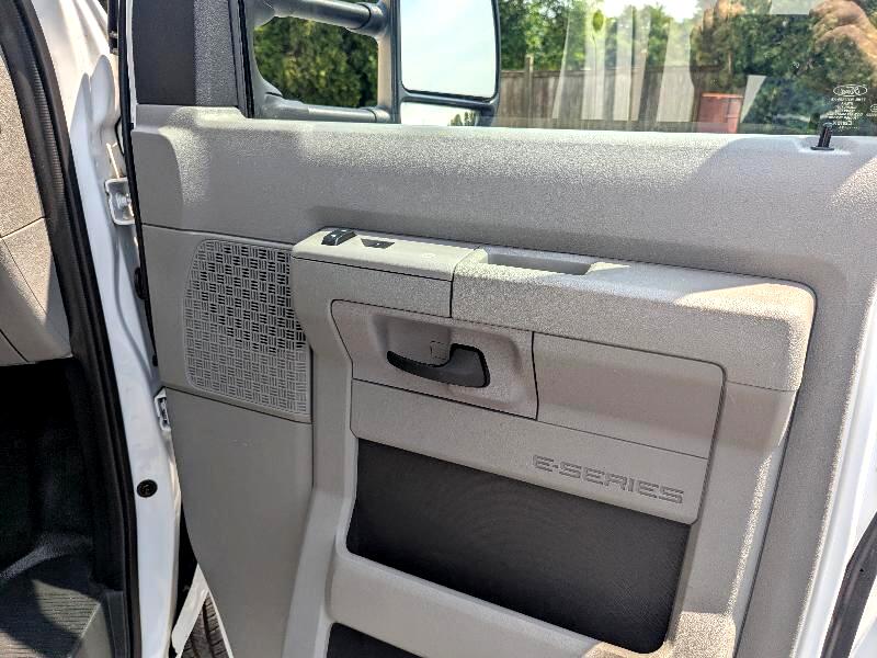 Ford Econoline E-350 Super Duty 2025 Ford Econoline E-350 Super Duty 2025