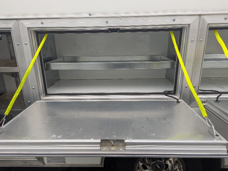 Ford Econoline E-350 Super Duty 2023