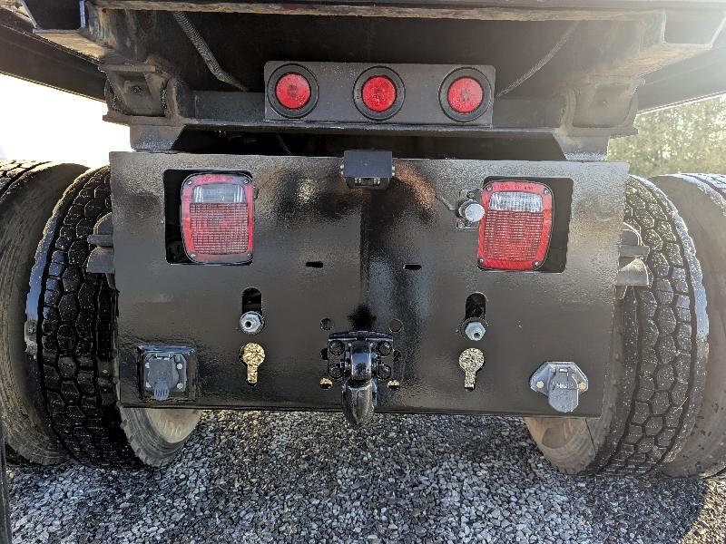 Freightliner M2 106 Medium Duty  2020