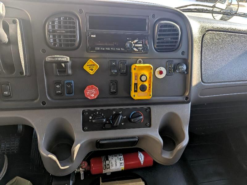 Freightliner M2 106 Medium Duty  2020