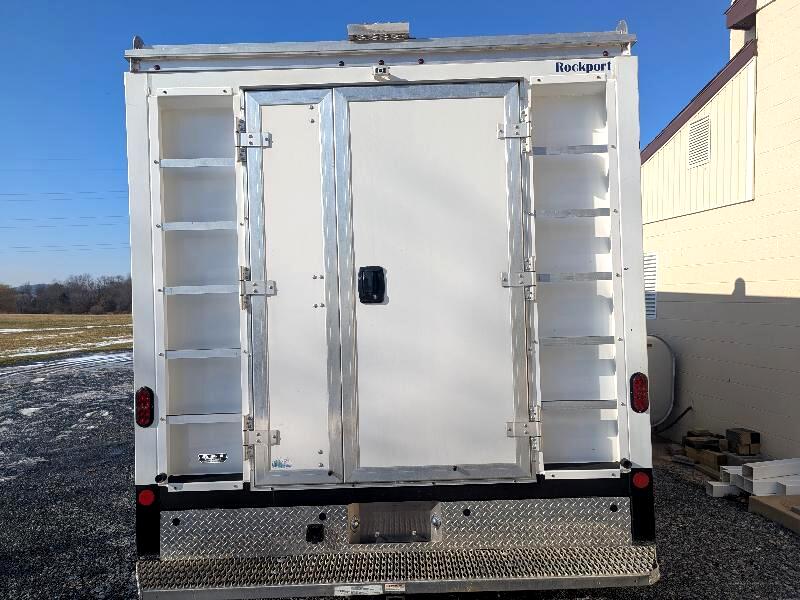 Ford E-450 Super Duty  2023