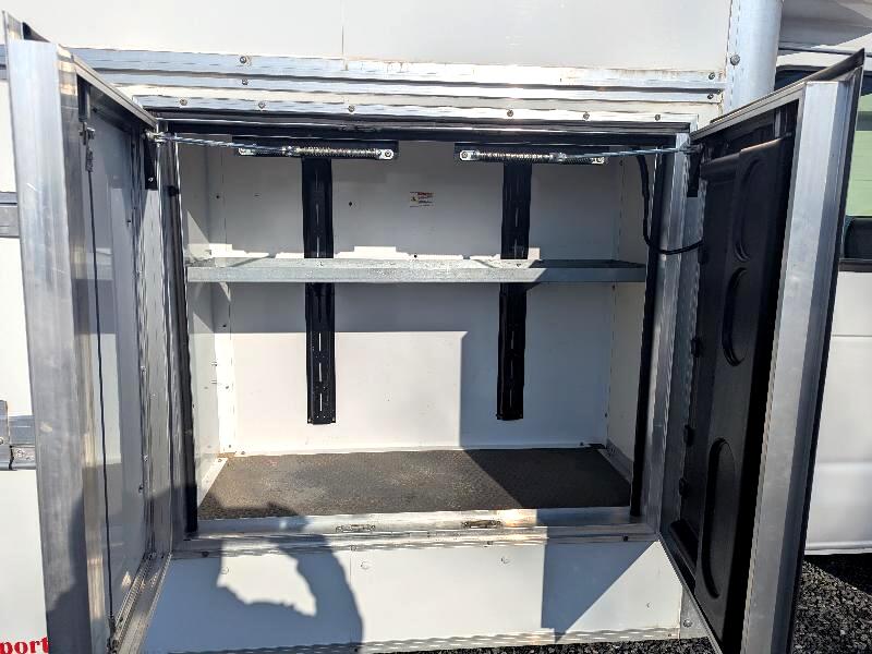 Ford E-450 Super Duty  2023