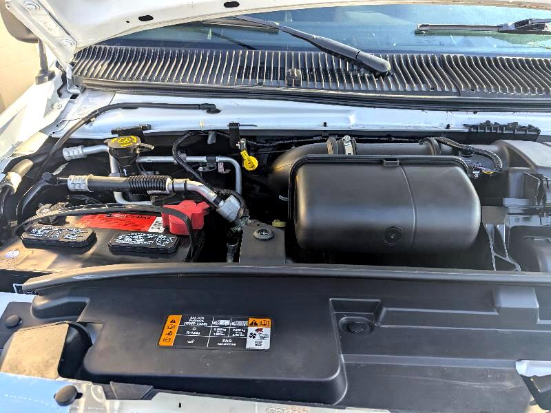 Ford E-450 Super Duty  2023