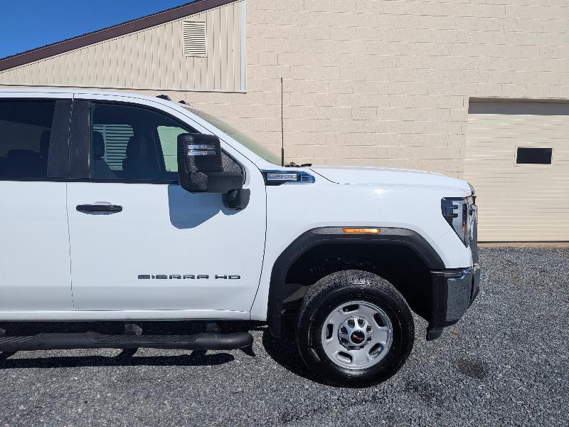 GMC Sierra 2500HD Pro Double Cab 4WD LB 2024