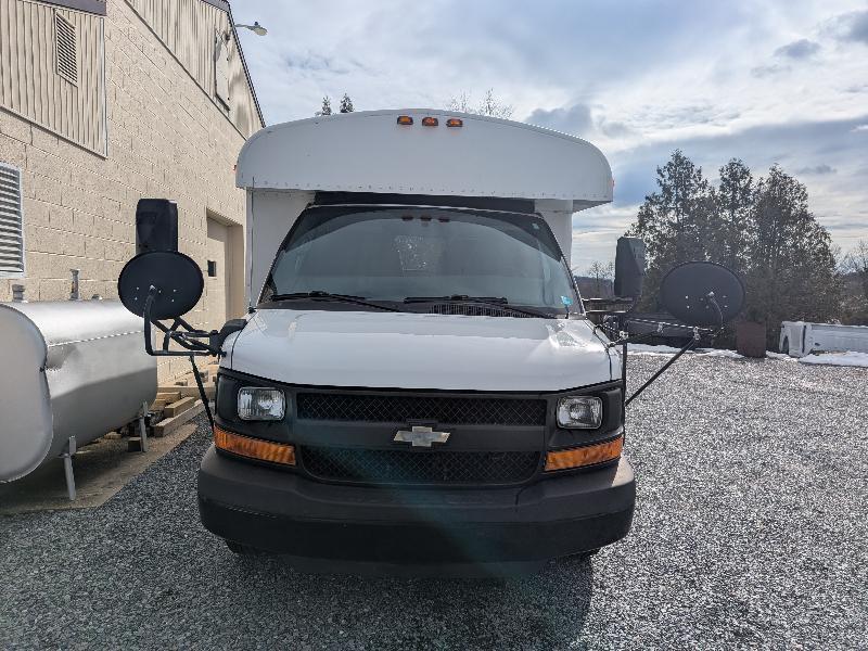Chevrolet Express G4500 2014