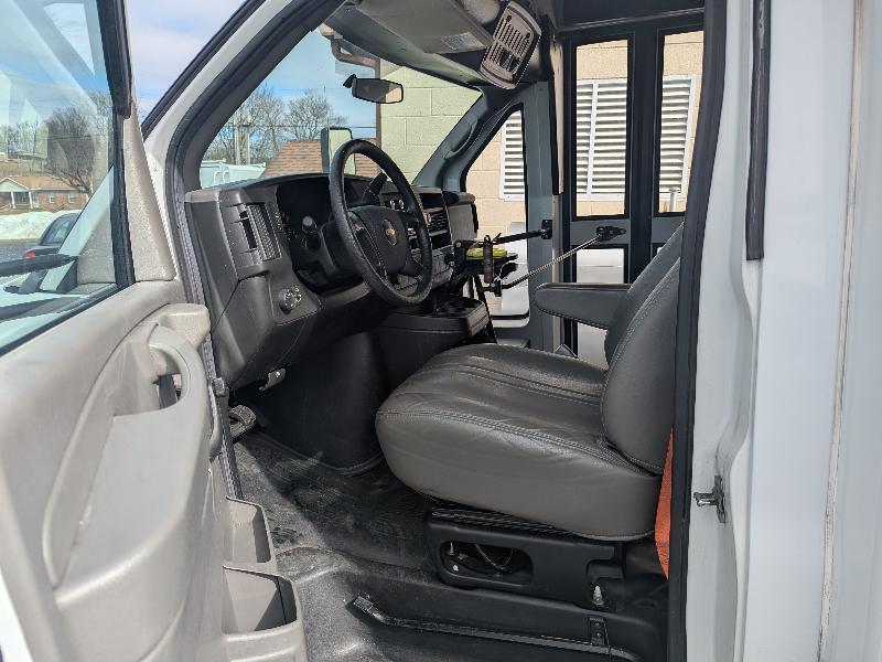 Chevrolet Express G4500 2014